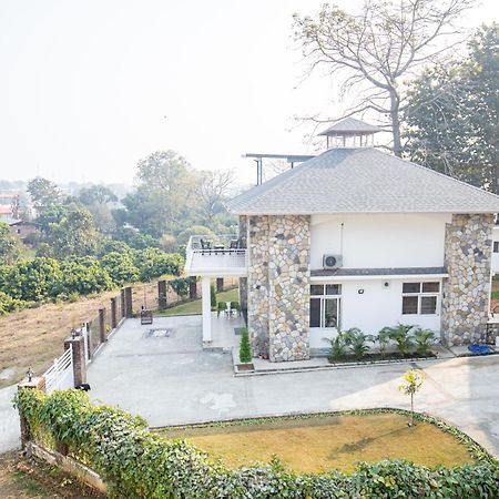 Lazy Fox Hideout - Panoramic View Cottage Dehradun Bagian luar foto