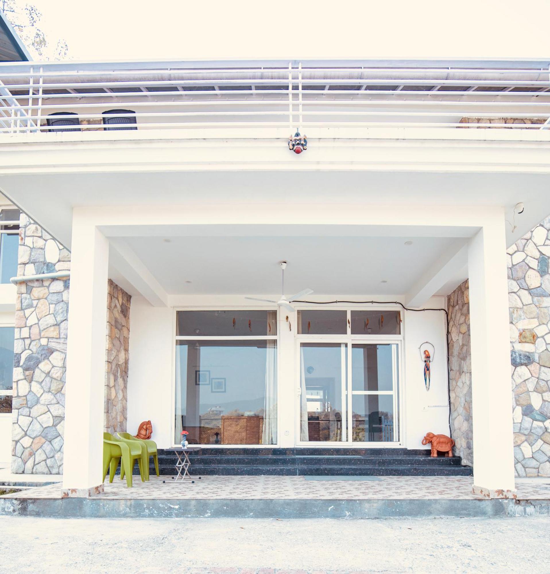 Lazy Fox Hideout - Panoramic View Cottage Dehradun Bagian luar foto